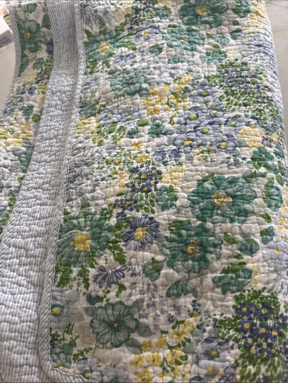 Laura Ashley Full Queen Reversible Quilt Floral ticking stripe Cotton